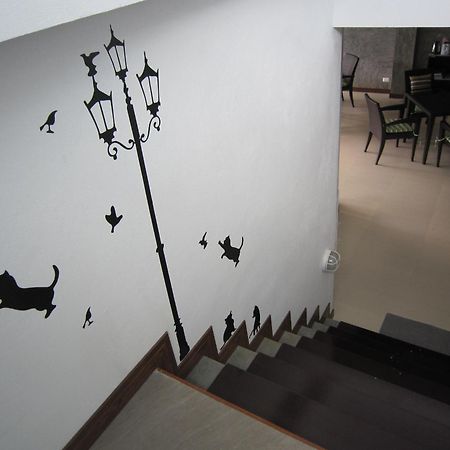 White Cat Hotel Khao Lak Exterior photo